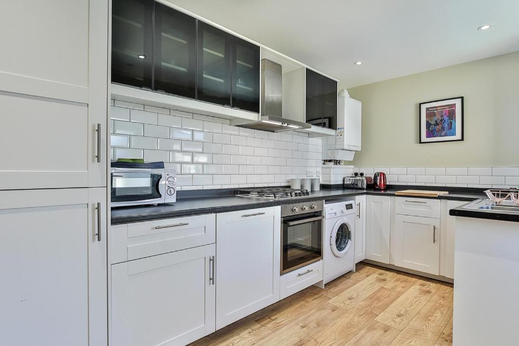 Refurbished Central Premium Property Шефилд Экстерьер фото
